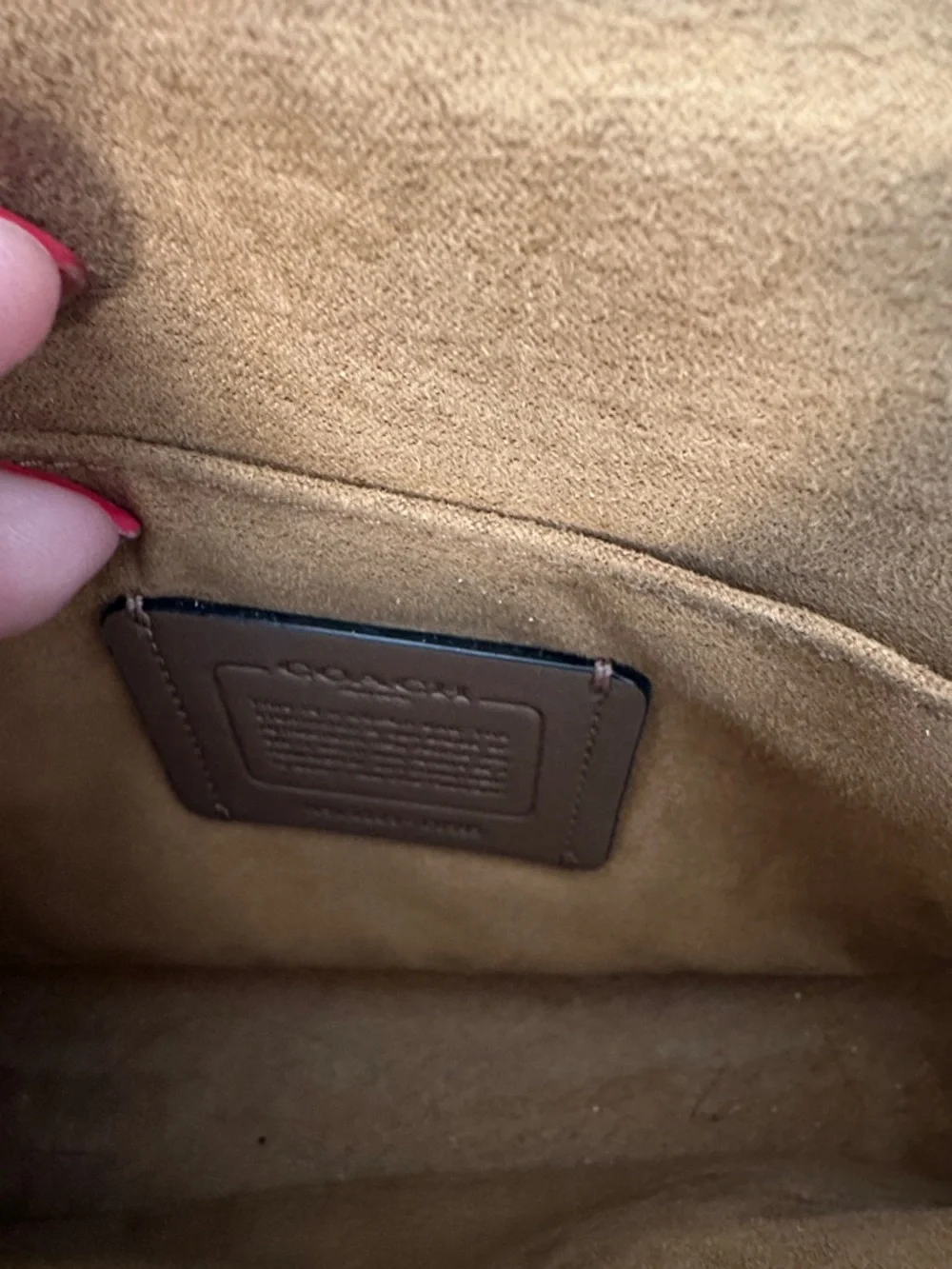 Black Leather‎ Shoulder Bag with Gold Hardware